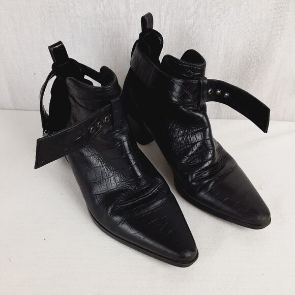 United Tokyo Womens Black Leather Boots with Buckle Animal Print Design - Picture 1 of 16